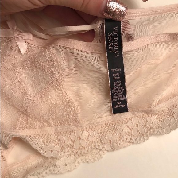 Victoria’s Secret “very sexy” cheeky panties s:M - Picture 2 of 5